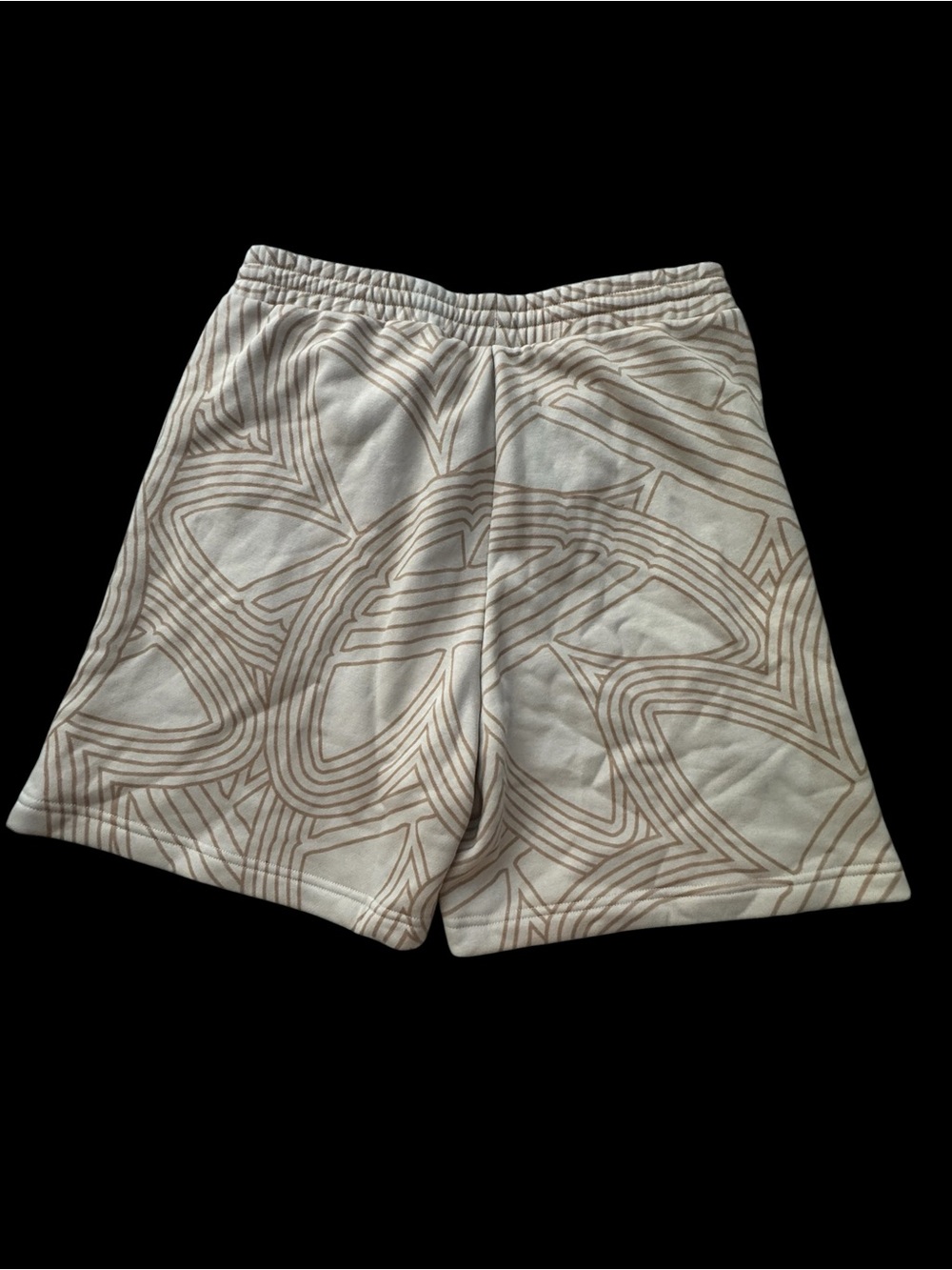 New adidas Men’s Beige Patterned Athletic Shorts medium - Picture 2 of 5